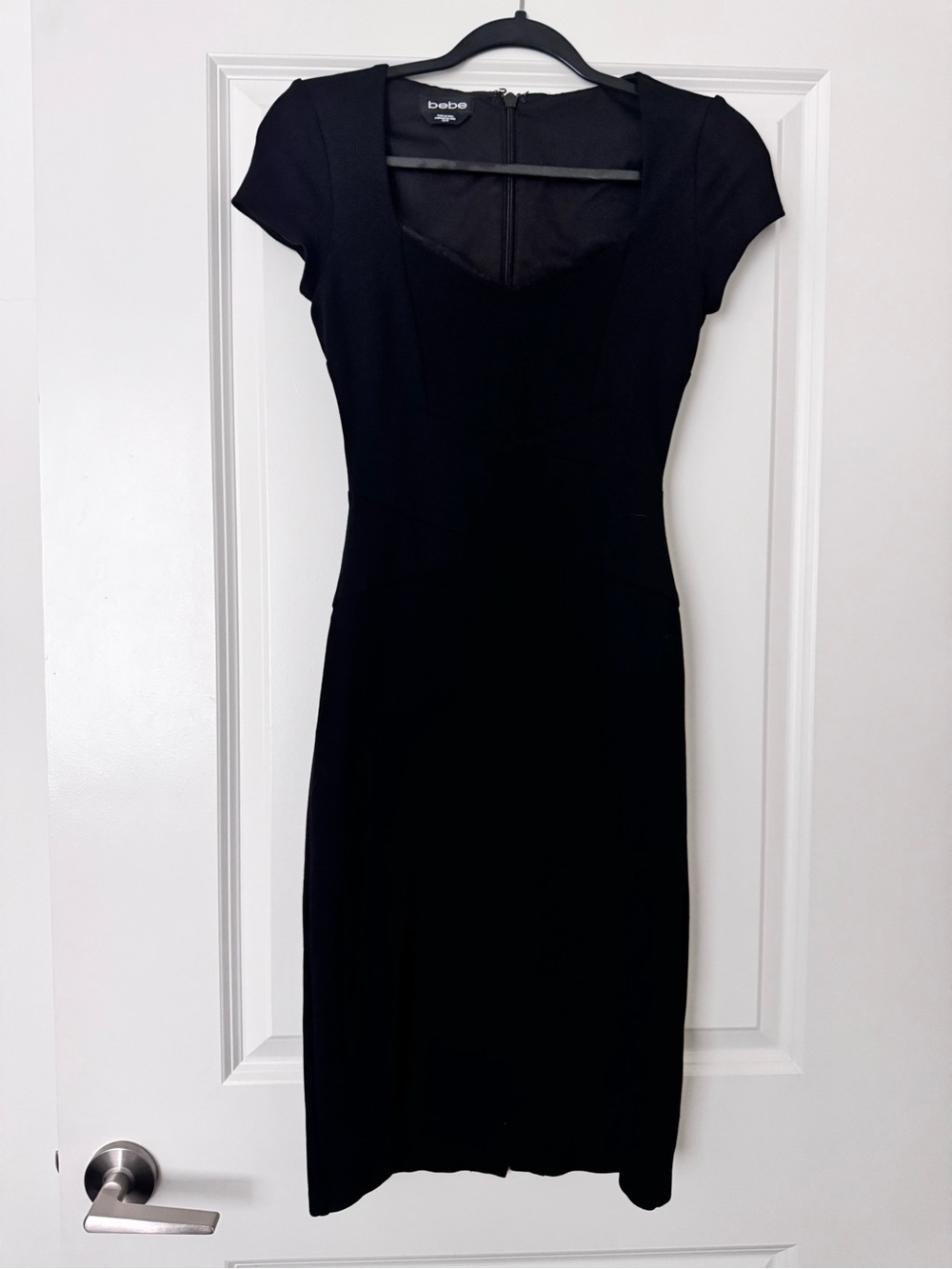BEBE bodycon sweetheart neckline black dress size XS